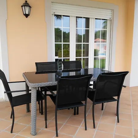 D'el Rey Luxury Apartment